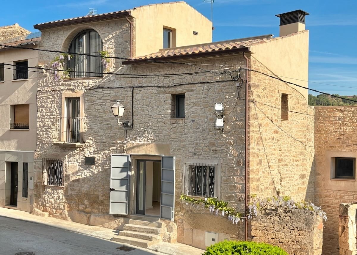 Casa rural Cal Moreno en l'Espluga Calba